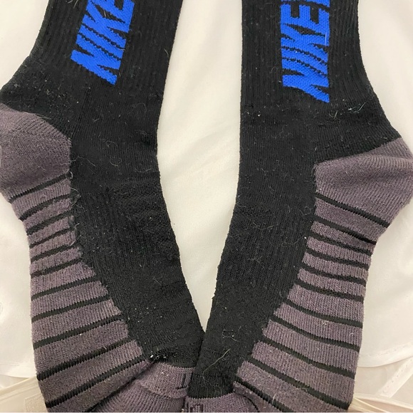 Nike Men’s Sock Lot of 4 Red Elite Black Gray Socks Long Socks Sneakerhead - Picture 8 of 12